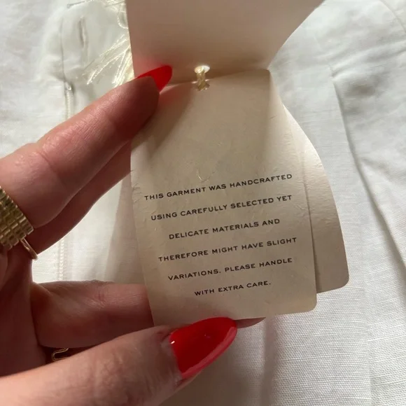 Doen Women’s White Linen Pants - Picture 3 of 3